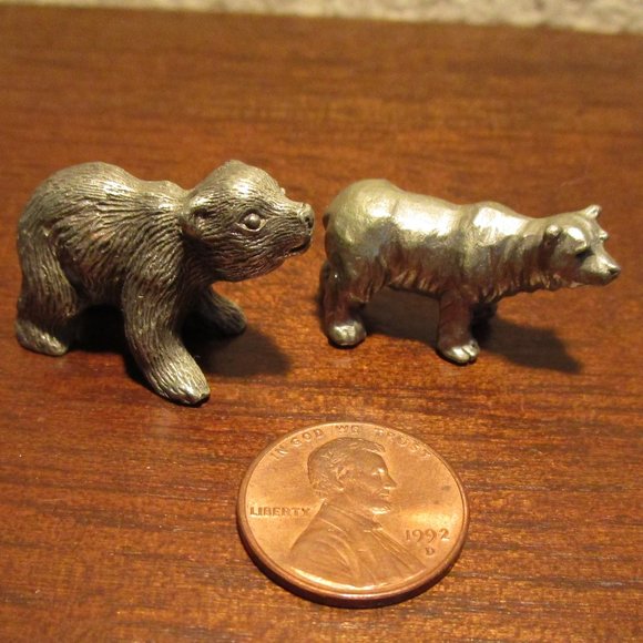 Set Number 4 of Six Miniature Bear Figurines - Picture 7 of 16